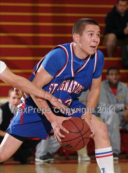 Thumbnail 1 in St. Ignatius vs. Bishop Manogue (Father Barry Christmas Classic) photogallery.
