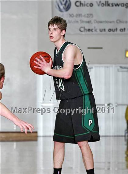 Thumbnail 1 in Foothill vs. Paradise (CIF NS D3 Final) photogallery.