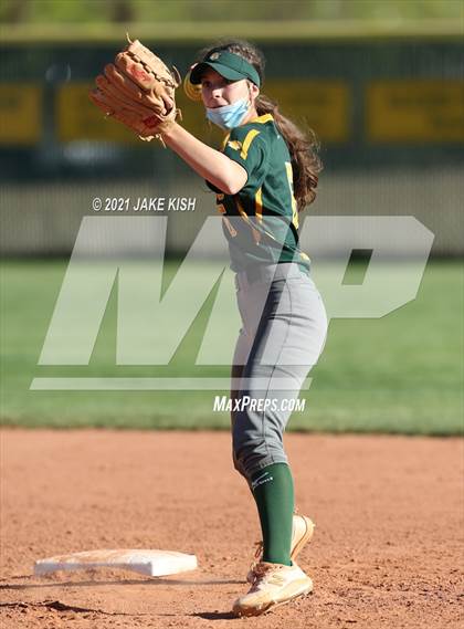 Thumbnail 3 in Salpointe Catholic @ Canyon del Oro photogallery.