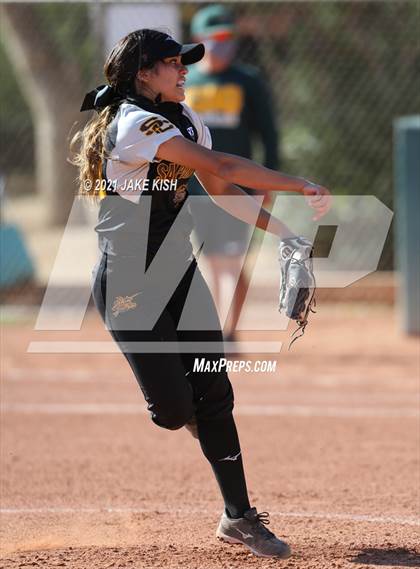 Thumbnail 2 in Salpointe Catholic @ Canyon del Oro photogallery.