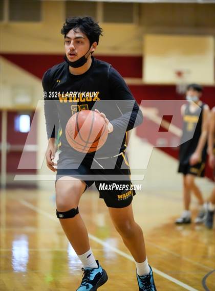 Thumbnail 1 in Yerba Buena vs. Wilcox (Fremont Winter Classic) photogallery.