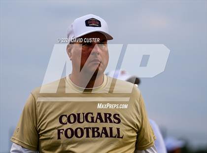 Thumbnail 3 in Woodson @ Oakton photogallery.