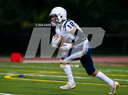 Thumbnail 3 in Woodson @ Oakton photogallery.