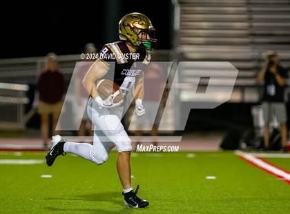 Thumbnail 3 in Woodson @ Oakton photogallery.
