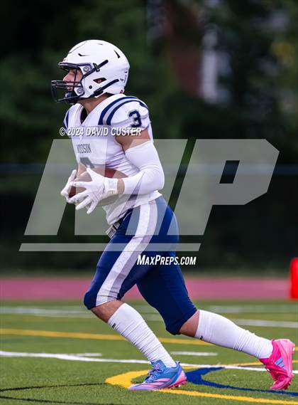 Thumbnail 3 in Woodson @ Oakton photogallery.