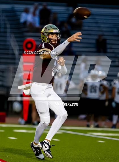 Thumbnail 2 in Woodson @ Oakton photogallery.