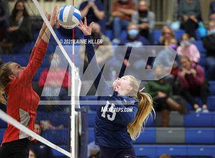 Thumbnail 1 in Duluth East @ Bemidji photogallery.