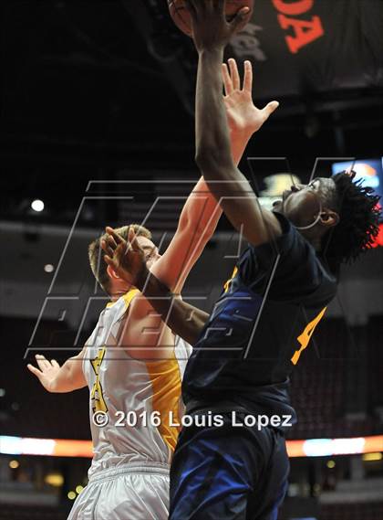 Thumbnail 1 in Santa Monica vs. Temecula Valley (CIF SS 1A Final) photogallery.