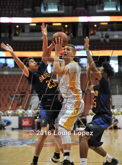 Thumbnail 2 in Santa Monica vs. Temecula Valley (CIF SS 1A Final) photogallery.