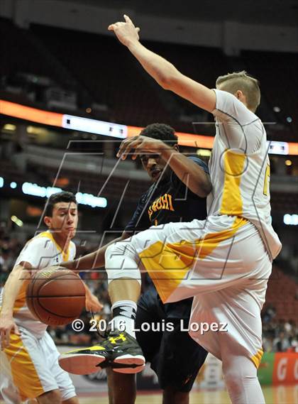 Thumbnail 1 in Santa Monica vs. Temecula Valley (CIF SS 1A Final) photogallery.