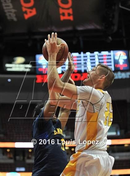 Thumbnail 1 in Santa Monica vs. Temecula Valley (CIF SS 1A Final) photogallery.