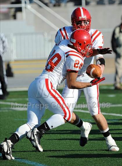 Thumbnail 1 in Mount Carmel vs. Lancaster Catholic (PIAA District 3 Quarterfinals) photogallery.