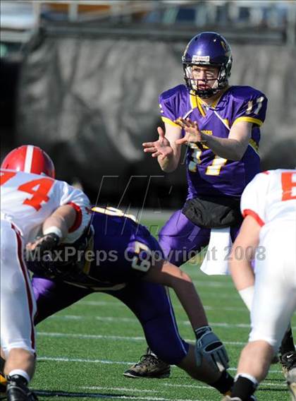 Thumbnail 2 in Mount Carmel vs. Lancaster Catholic (PIAA District 3 Quarterfinals) photogallery.