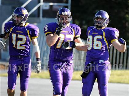 Thumbnail 2 in Mount Carmel vs. Lancaster Catholic (PIAA District 3 Quarterfinals) photogallery.