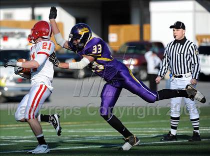 Thumbnail 1 in Mount Carmel vs. Lancaster Catholic (PIAA District 3 Quarterfinals) photogallery.