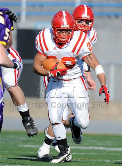 Thumbnail 2 in Mount Carmel vs. Lancaster Catholic (PIAA District 3 Quarterfinals) photogallery.