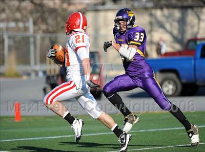 Thumbnail 1 in Mount Carmel vs. Lancaster Catholic (PIAA District 3 Quarterfinals) photogallery.