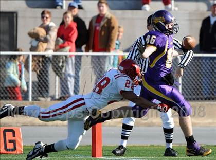 Thumbnail 1 in Mount Carmel vs. Lancaster Catholic (PIAA District 3 Quarterfinals) photogallery.