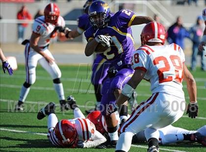 Thumbnail 1 in Mount Carmel vs. Lancaster Catholic (PIAA District 3 Quarterfinals) photogallery.