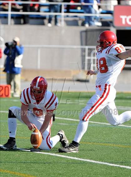 Thumbnail 1 in Mount Carmel vs. Lancaster Catholic (PIAA District 3 Quarterfinals) photogallery.