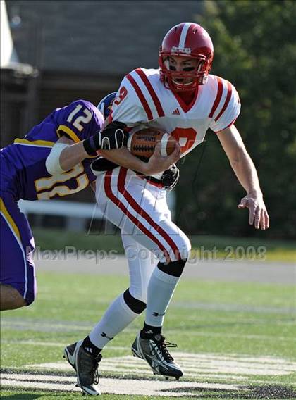 Thumbnail 2 in Mount Carmel vs. Lancaster Catholic (PIAA District 3 Quarterfinals) photogallery.