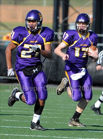 Thumbnail 2 in Mount Carmel vs. Lancaster Catholic (PIAA District 3 Quarterfinals) photogallery.