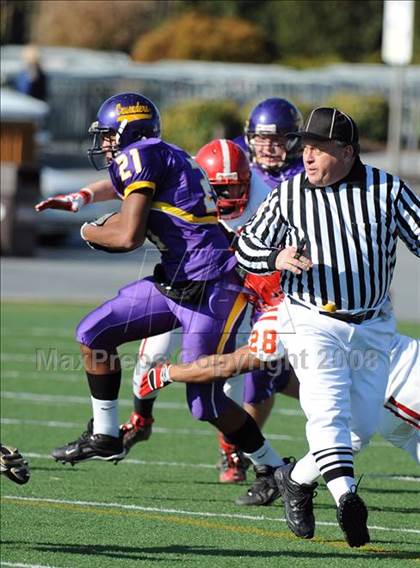 Thumbnail 3 in Mount Carmel vs. Lancaster Catholic (PIAA District 3 Quarterfinals) photogallery.