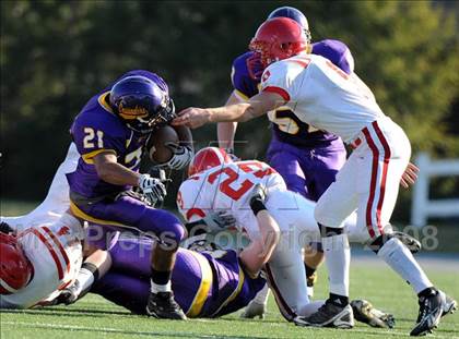 Thumbnail 3 in Mount Carmel vs. Lancaster Catholic (PIAA District 3 Quarterfinals) photogallery.