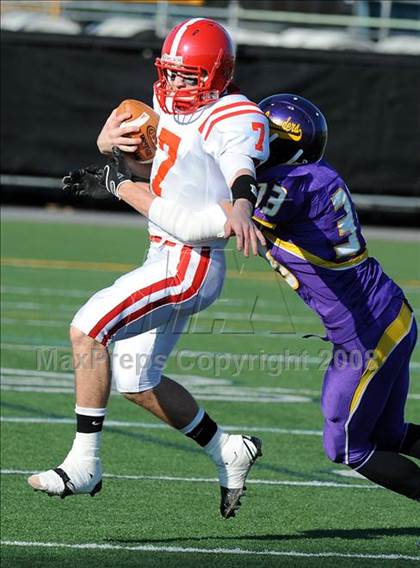 Thumbnail 1 in Mount Carmel vs. Lancaster Catholic (PIAA District 3 Quarterfinals) photogallery.