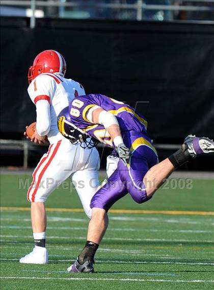 Thumbnail 2 in Mount Carmel vs. Lancaster Catholic (PIAA District 3 Quarterfinals) photogallery.