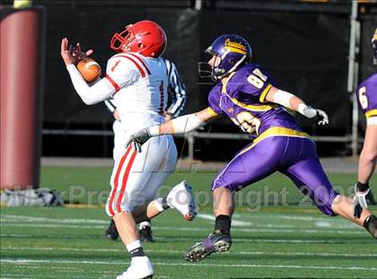 Thumbnail 1 in Mount Carmel vs. Lancaster Catholic (PIAA District 3 Quarterfinals) photogallery.