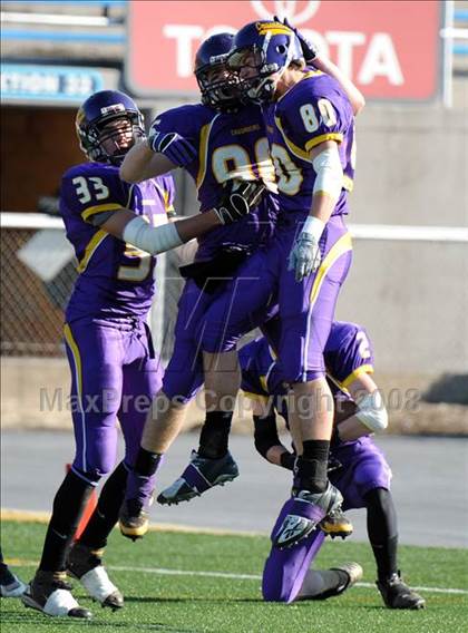 Thumbnail 3 in Mount Carmel vs. Lancaster Catholic (PIAA District 3 Quarterfinals) photogallery.