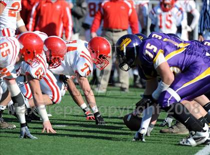 Thumbnail 3 in Mount Carmel vs. Lancaster Catholic (PIAA District 3 Quarterfinals) photogallery.