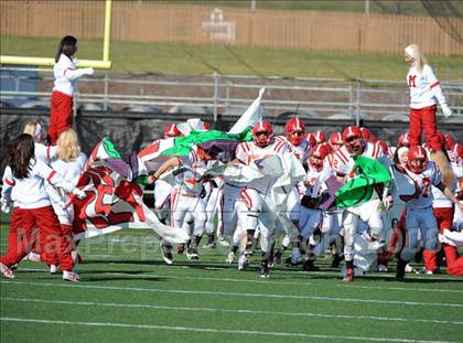 Thumbnail 3 in Mount Carmel vs. Lancaster Catholic (PIAA District 3 Quarterfinals) photogallery.
