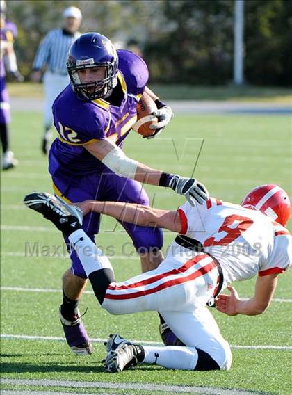 Thumbnail 2 in Mount Carmel vs. Lancaster Catholic (PIAA District 3 Quarterfinals) photogallery.