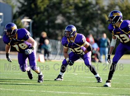 Thumbnail 3 in Mount Carmel vs. Lancaster Catholic (PIAA District 3 Quarterfinals) photogallery.