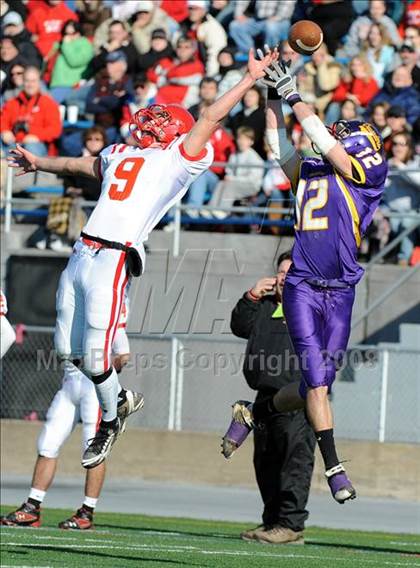 Thumbnail 3 in Mount Carmel vs. Lancaster Catholic (PIAA District 3 Quarterfinals) photogallery.