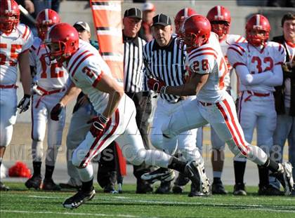 Thumbnail 1 in Mount Carmel vs. Lancaster Catholic (PIAA District 3 Quarterfinals) photogallery.