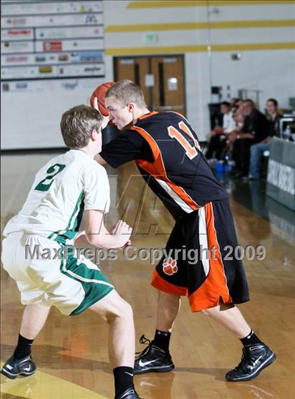 Thumbnail 3 in Knoxville Catholic vs Powell (Pilot Food-Mart Classic) photogallery.