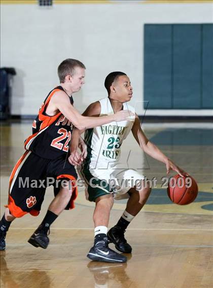 Thumbnail 2 in Knoxville Catholic vs Powell (Pilot Food-Mart Classic) photogallery.
