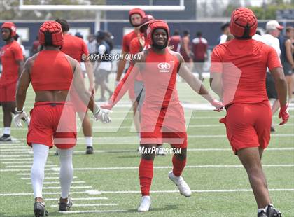 Thumbnail 1 in Mater Dei vs. Carlsbad  (Brave 8 Invitational) photogallery.