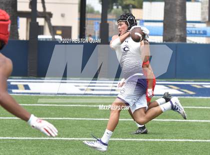 Thumbnail 2 in Mater Dei vs. Carlsbad  (Brave 8 Invitational) photogallery.