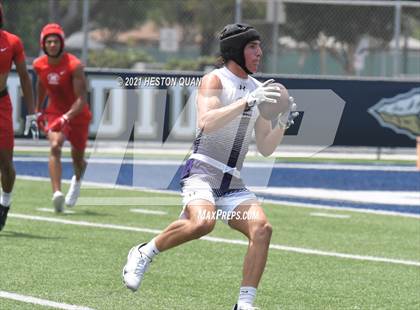 Thumbnail 3 in Mater Dei vs. Carlsbad  (Brave 8 Invitational) photogallery.