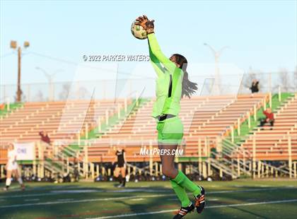Thumbnail 1 in Dominican vs Mt. Carmel (LHSAA Div 1 Quarterfinals) photogallery.