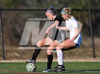 Thumbnail 2 in Dominican vs Mt. Carmel (LHSAA Div 1 Quarterfinals) photogallery.
