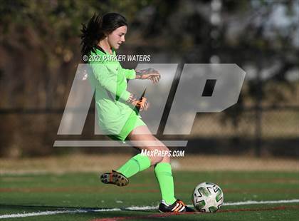 Thumbnail 1 in Dominican vs Mt. Carmel (LHSAA Div 1 Quarterfinals) photogallery.