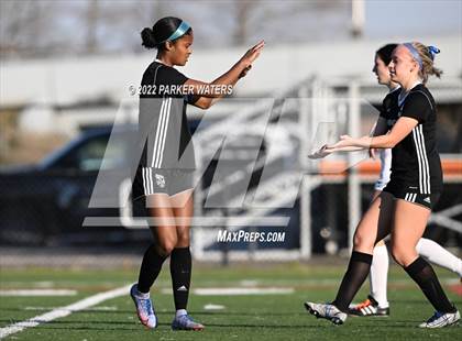 Thumbnail 2 in Dominican vs Mt. Carmel (LHSAA Div 1 Quarterfinals) photogallery.