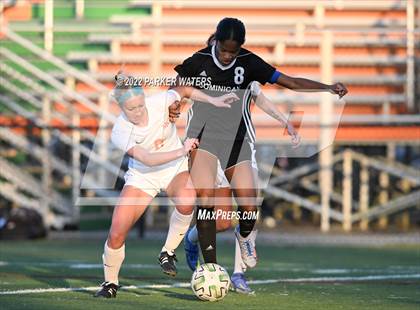 Thumbnail 2 in Dominican vs Mt. Carmel (LHSAA Div 1 Quarterfinals) photogallery.