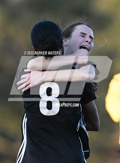 Thumbnail 3 in Dominican vs Mt. Carmel (LHSAA Div 1 Quarterfinals) photogallery.