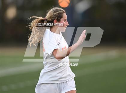 Thumbnail 3 in Dominican vs Mt. Carmel (LHSAA Div 1 Quarterfinals) photogallery.